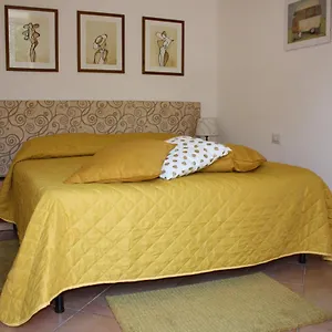 Le Tre Sorelle A Testaccio Rome